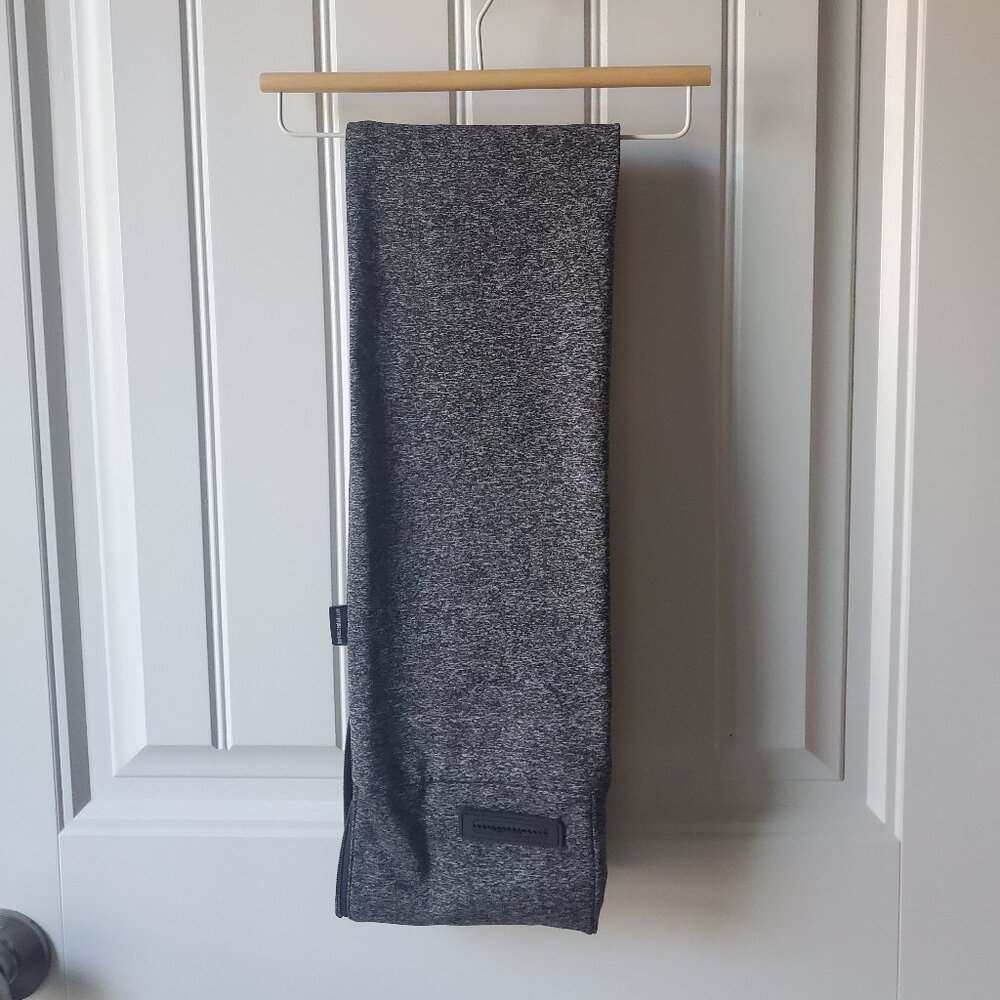 🧣🐕 Barkbox "The Essential Infinity Scarf" for Dog Walking